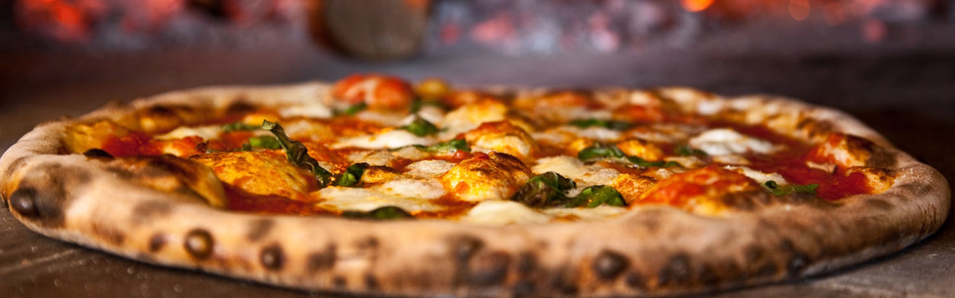 PIZZAS AU FEU DE BOIS 7 NOVEMBRE 2027